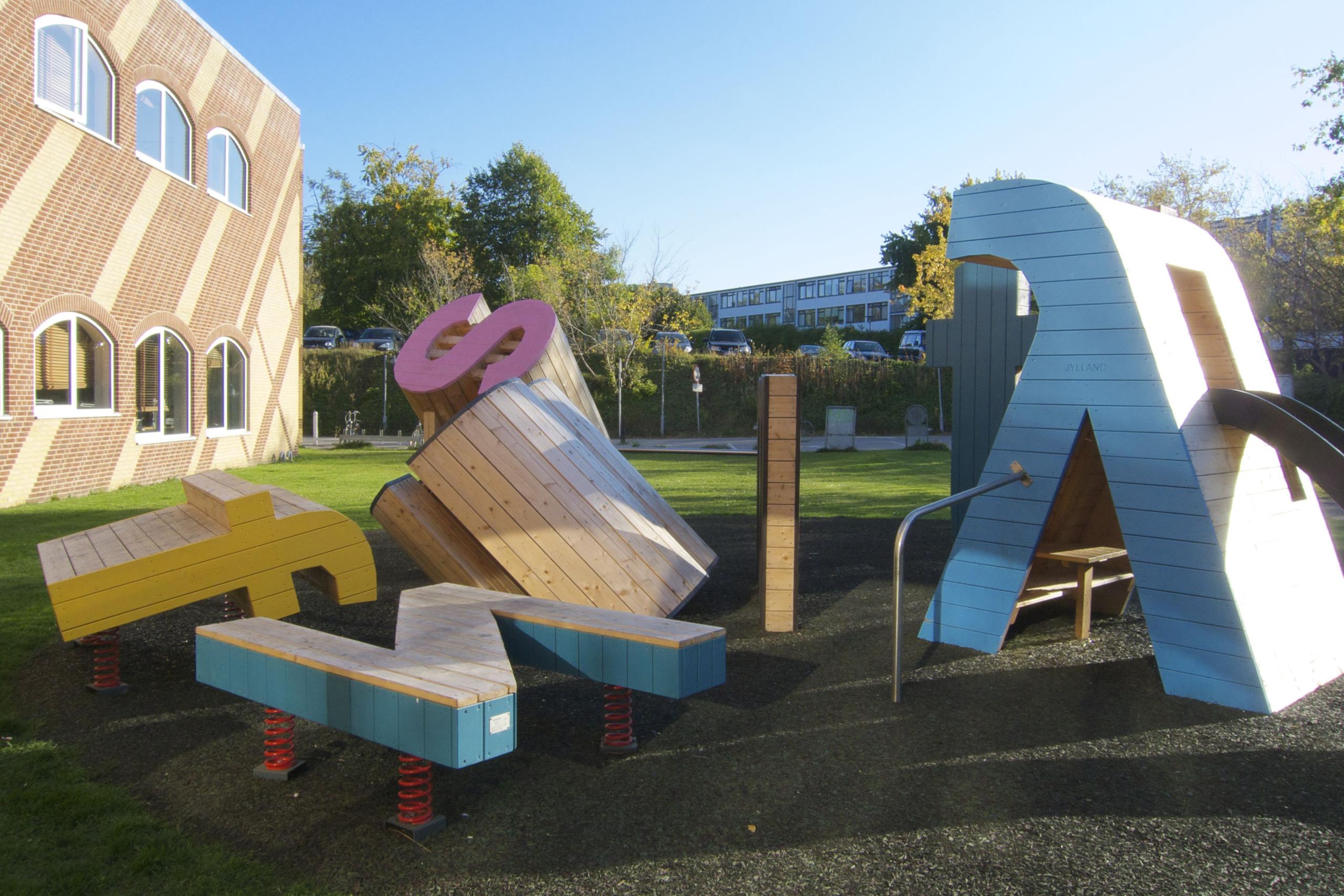 Monstrum playground letters alphabet hørsholm legeplads