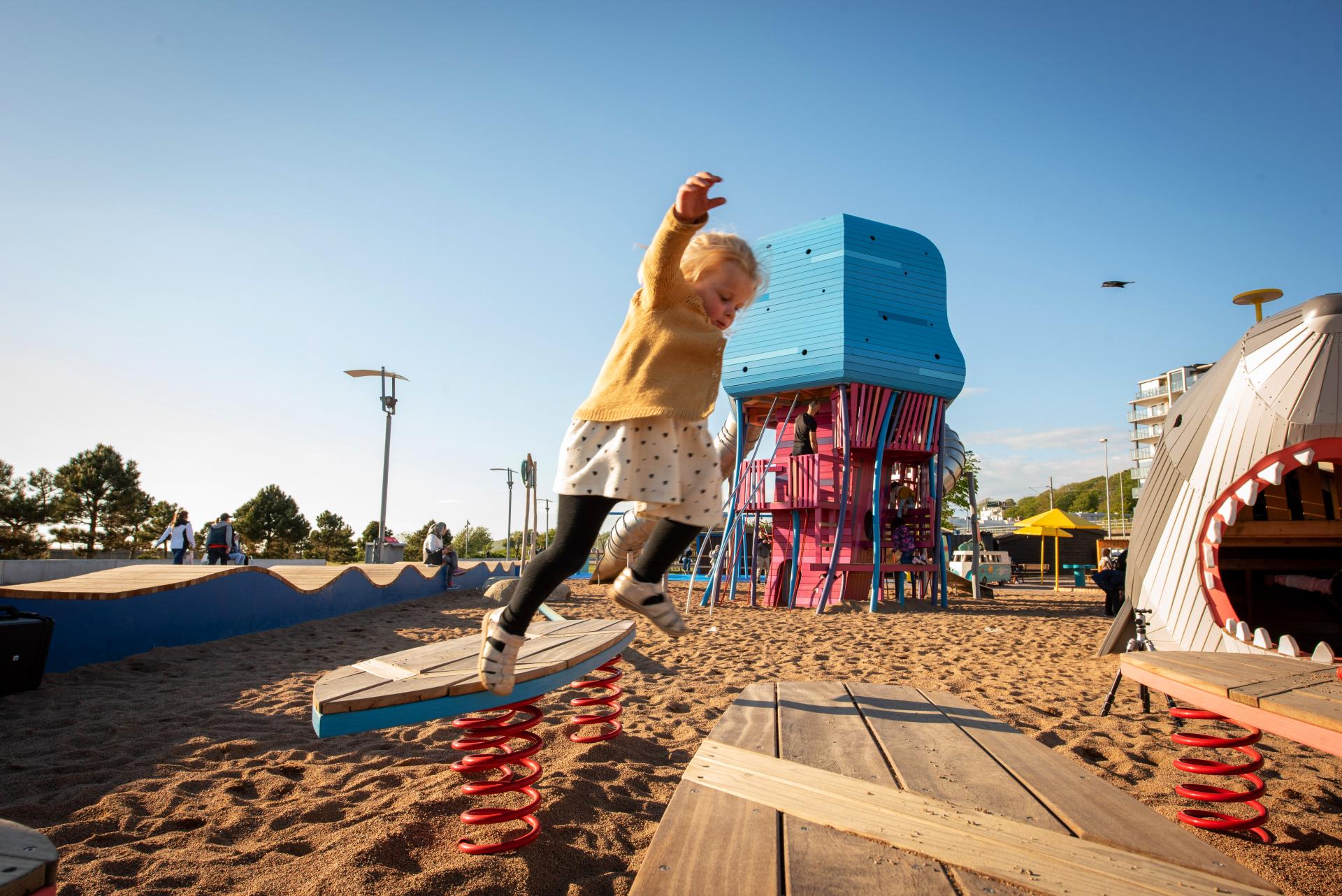 Girl jumping at MONSTRUM playground